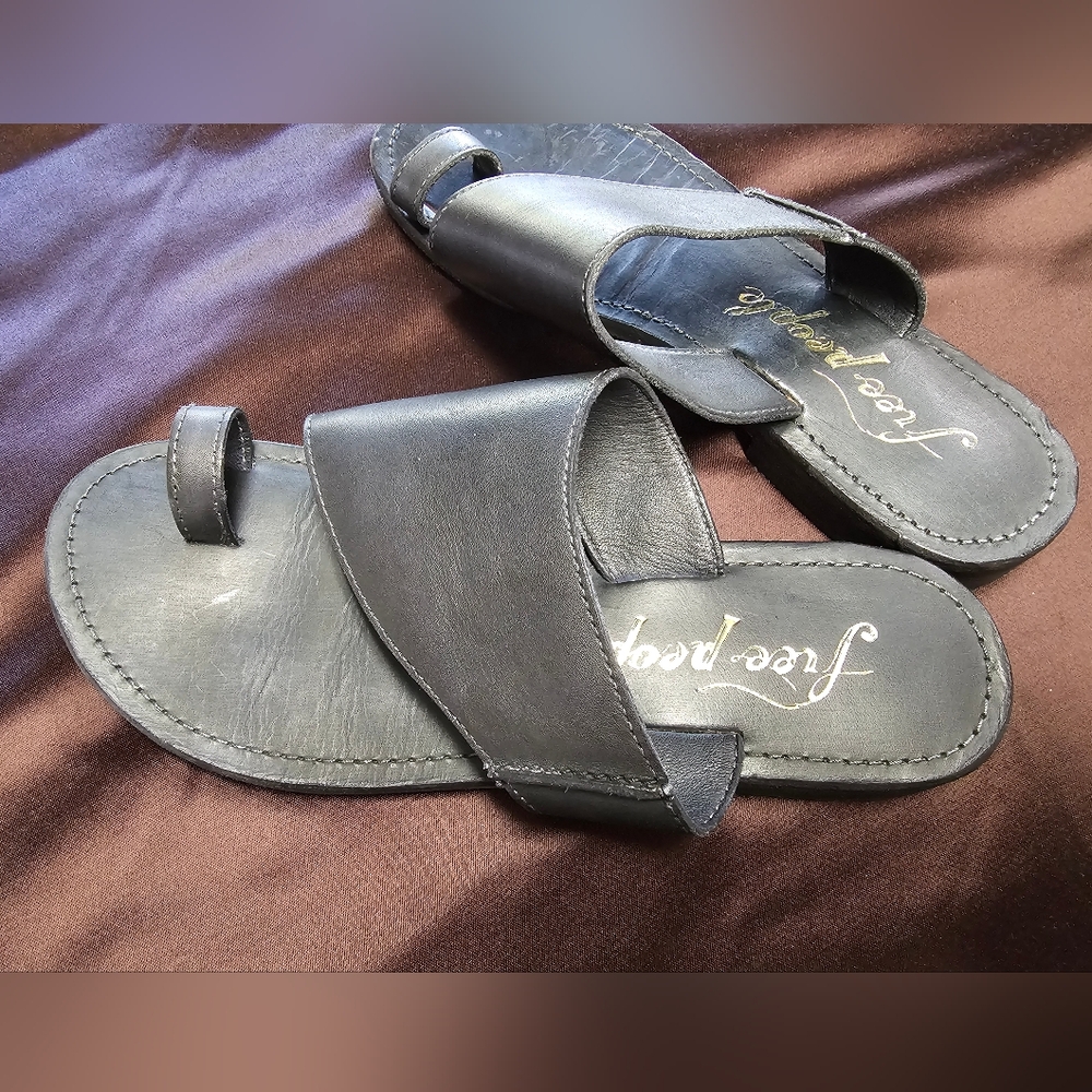 Free People Sant Antoni Slide Sandals Black Size 37 (US 6.5-7) - Picture 2 of 6